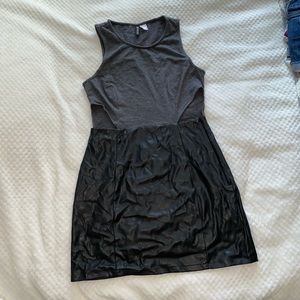 SEXY leather bottom 😍 cutout side dress